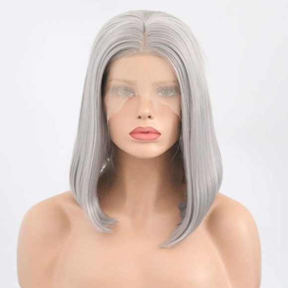 ?KaLiza 12” GREY MIDDLE PART BOB WIG *NWT* ? main image 5